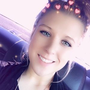 Meet your Posher, Kaitlyn